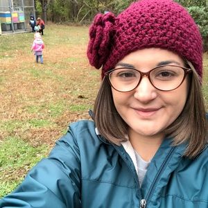 Meet your Posher, Candice